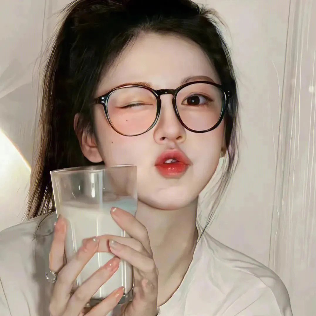 暹罗女王海报
